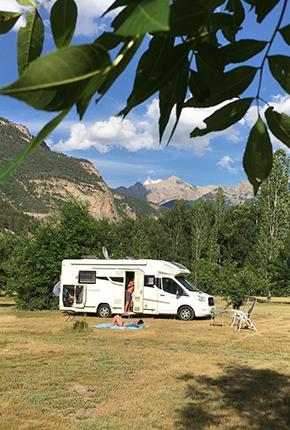 Camping Le Courounba Les Vigneaux Alpes du Sud