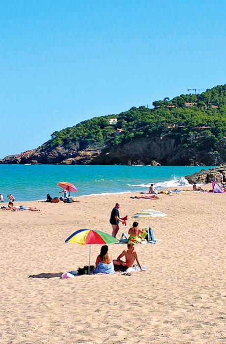 Camping Castell Montgri L'Estartit España Costa Brava