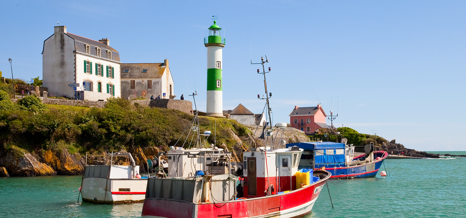 barcos de pesca en Bretaña